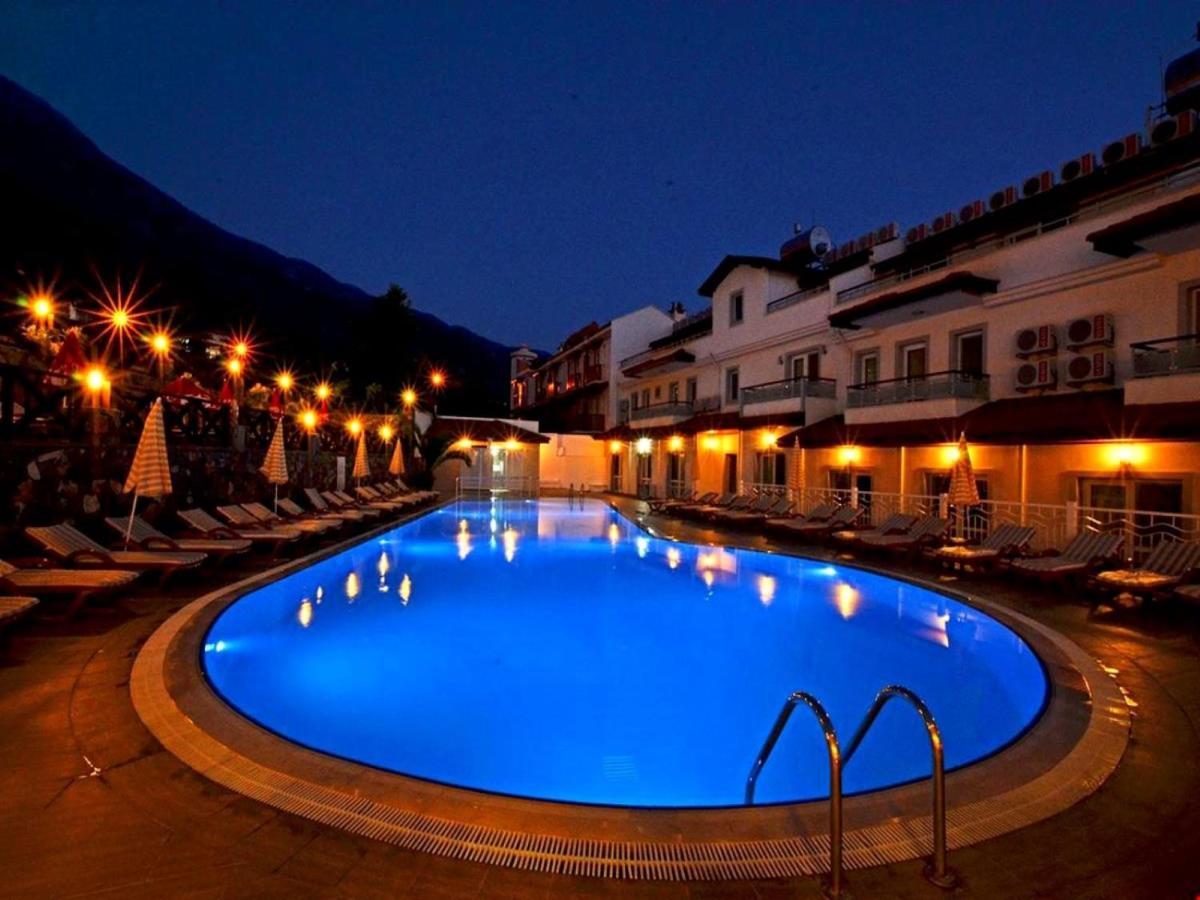 Konfor Suite Otel Cedit Exterior foto