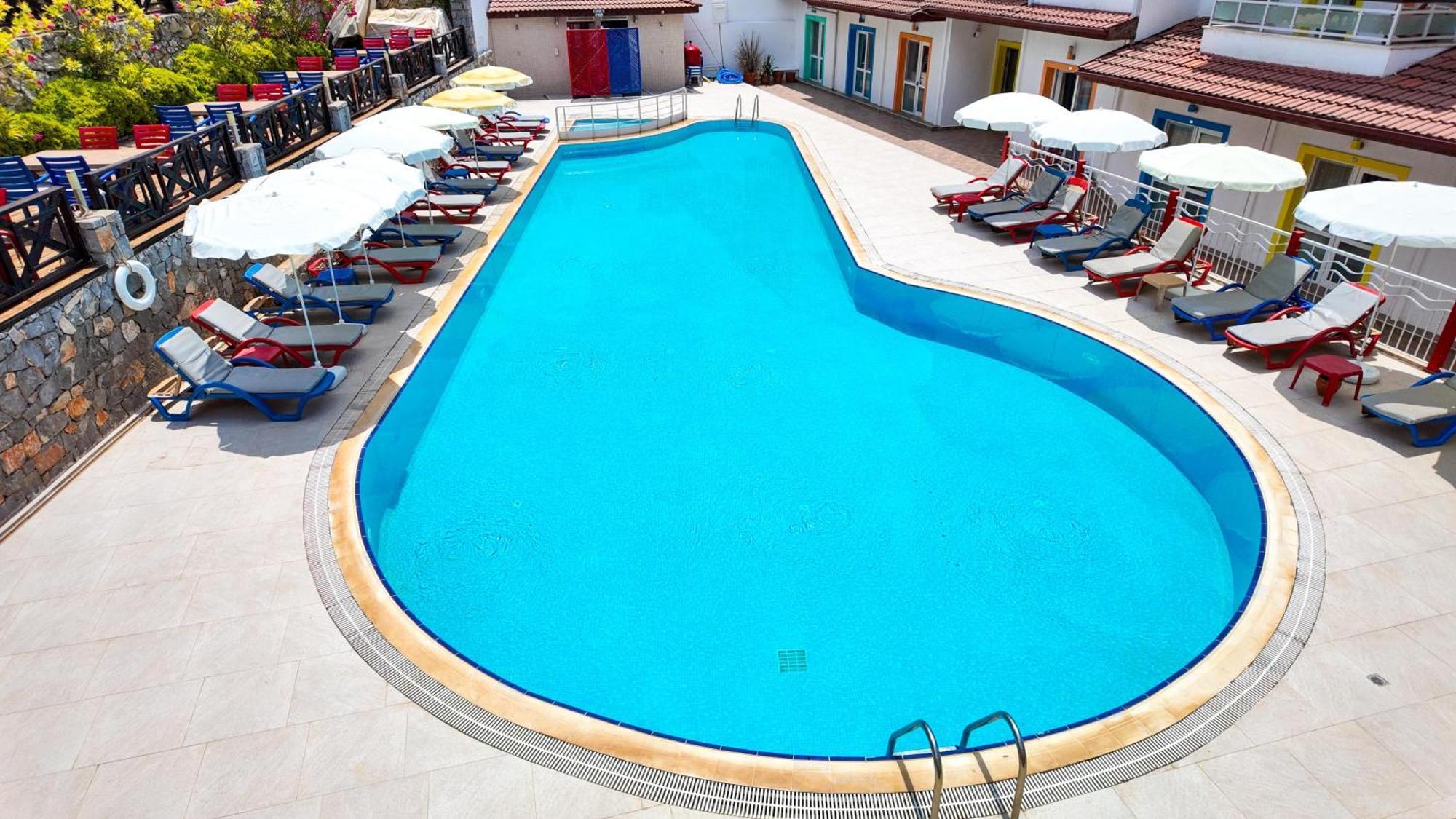 Konfor Suite Otel Cedit Exterior foto