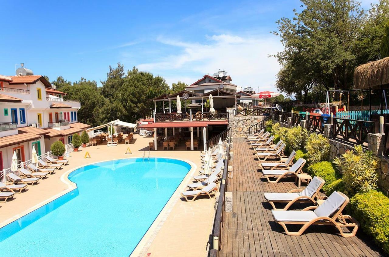 Konfor Suite Otel Cedit Exterior foto